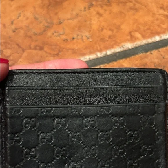Gucci Embossed Black Leather Card Holder - Picture 5 of 12